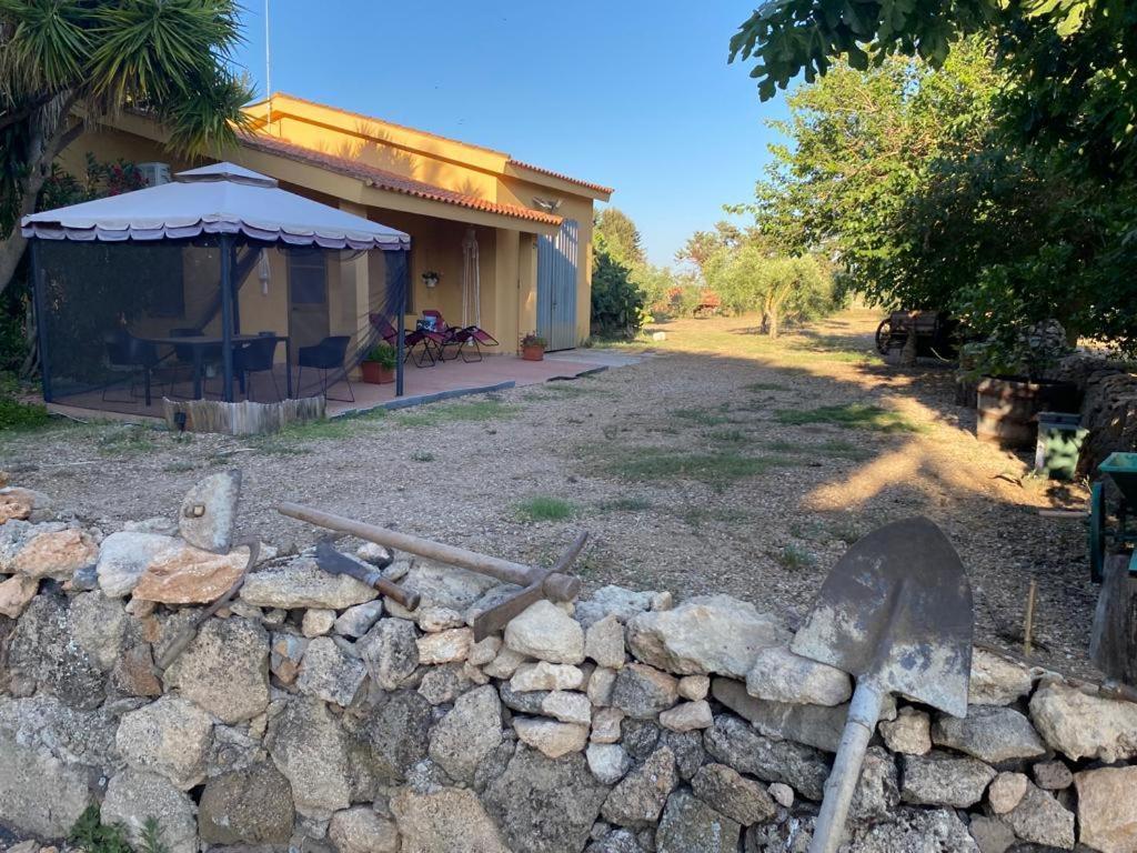 Casa Margherita Cabras Exterior photo